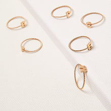 Carica l'immagine nel visualizzatore di Gallery, Anelli monogramma