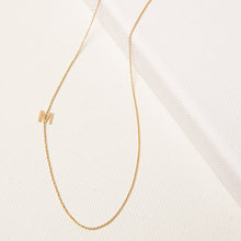 Carica l'immagine nel visualizzatore di Gallery, Collana Monogramma