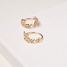 Carica l'immagine nel visualizzatore di Gallery, Anello Word